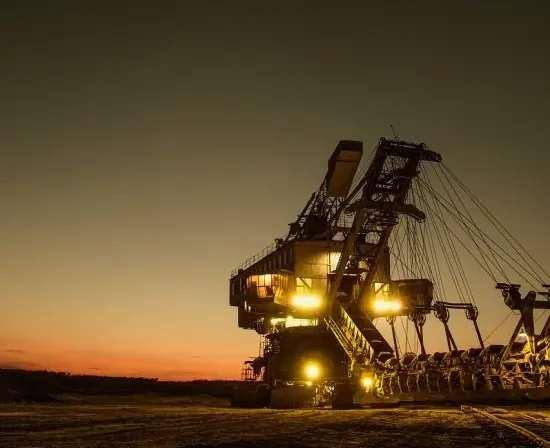 The Role of Heavy Machinery in Dubai’s Construction Boom