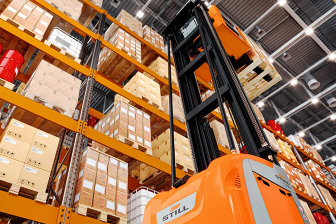 warehouse-forklift-rental-services-equipment-rental-dubai