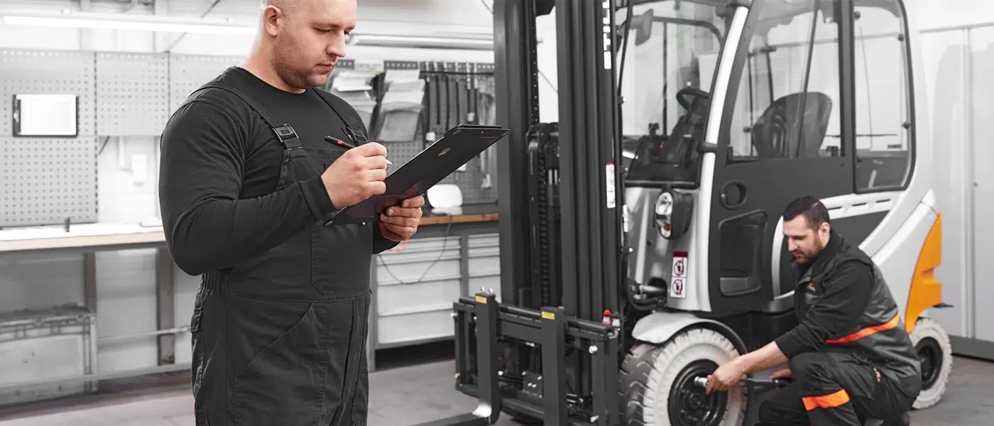 Your 2025 Forklift & Material Handling Equipment Safety Checklist